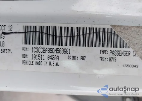 2013 Chrysler 200 Lx z USA, uszkodzony, nr VIN 1C3CCBAB9DN568681